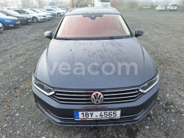 Online auction: VOLKSWAGEN  PASSAT