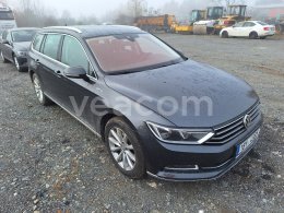 Online auction: VOLKSWAGEN  PASSAT