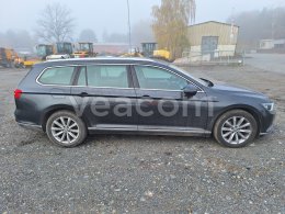 Online auction: VOLKSWAGEN  PASSAT