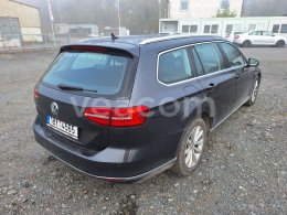 Online auction: VOLKSWAGEN  PASSAT