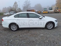 Online auction: VOLKSWAGEN  PASSAT