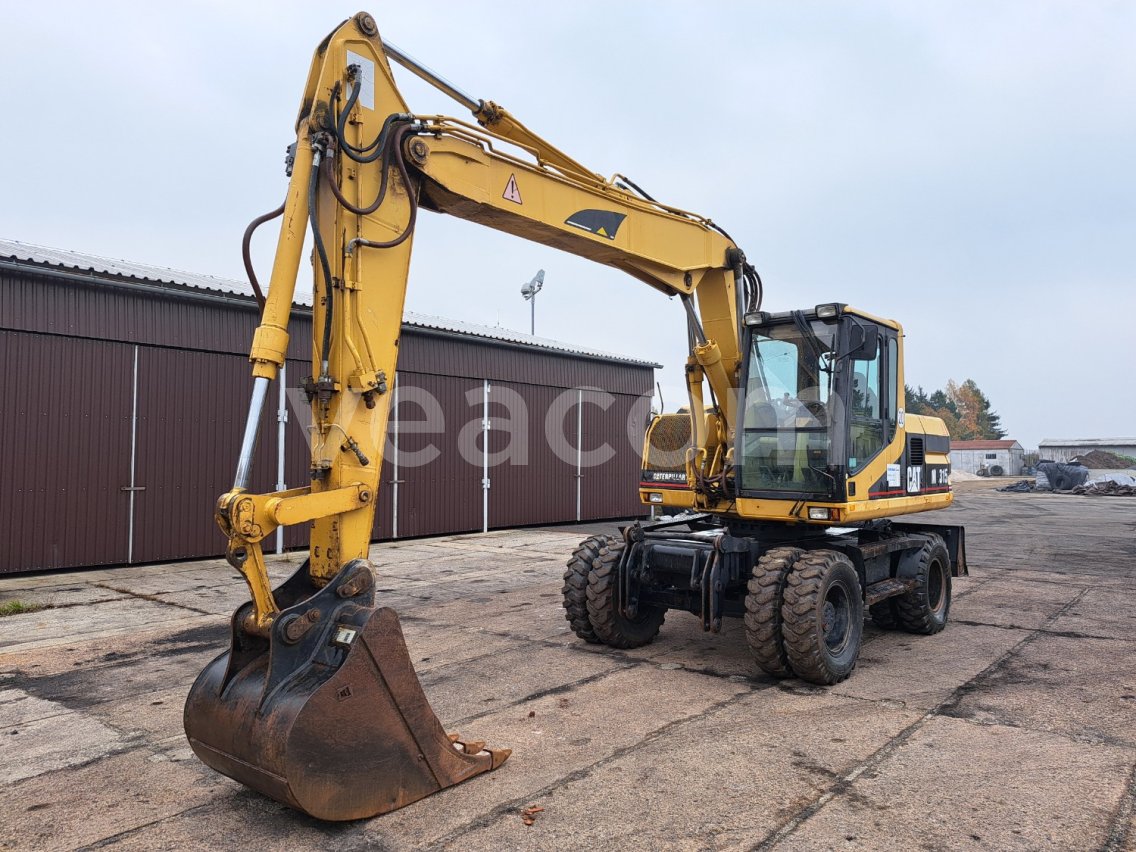 Online auction: CATERPILLAR  M 315 4X4