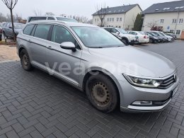 Online auction: VOLKSWAGEN  PASSAT