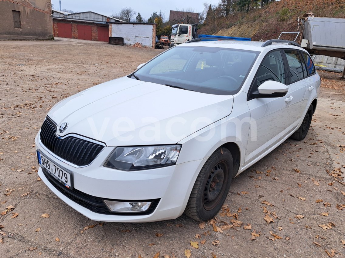 Online auction: ŠKODA  OCTAVIA