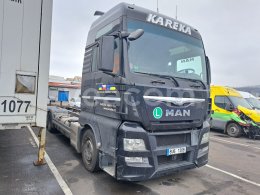 Online auction: MAN  TGX 24.440 + KRONE ZZ BOX CARRIER