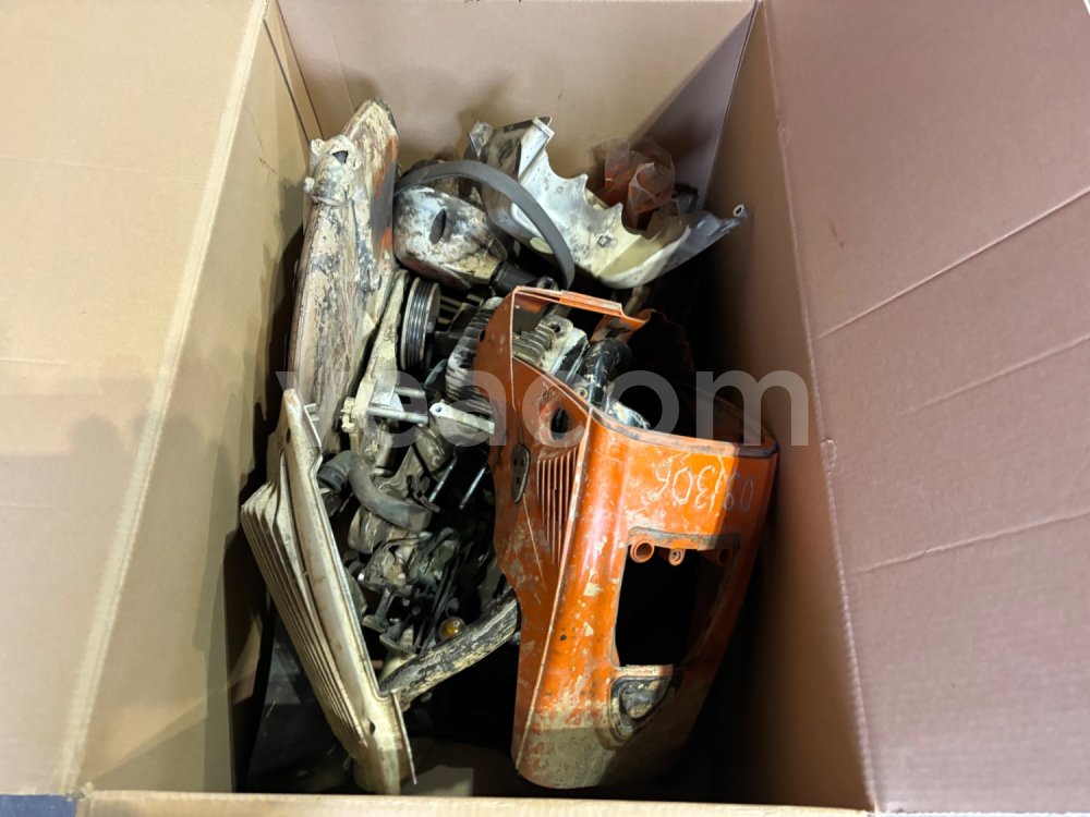 Online auction:  NÁHRADNÉ DIELY NA STIHL TS700