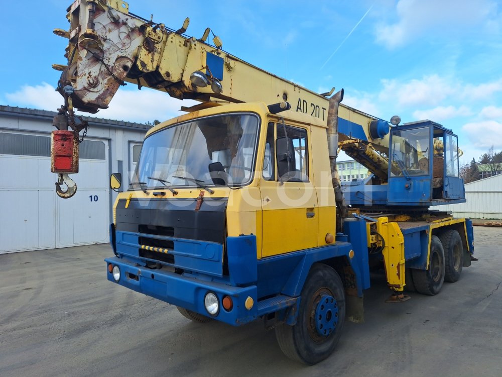 Online auction: TATRA  T815 6X6