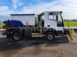 Online auction:   AEBI MT 750