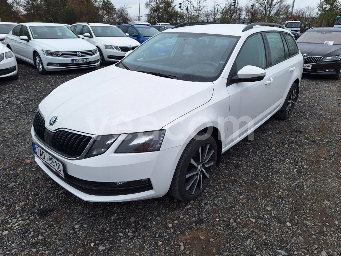 Online auction: ŠKODA  OCTAVIA