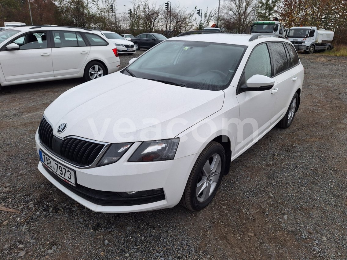 Online auction: ŠKODA  OCTAVIA