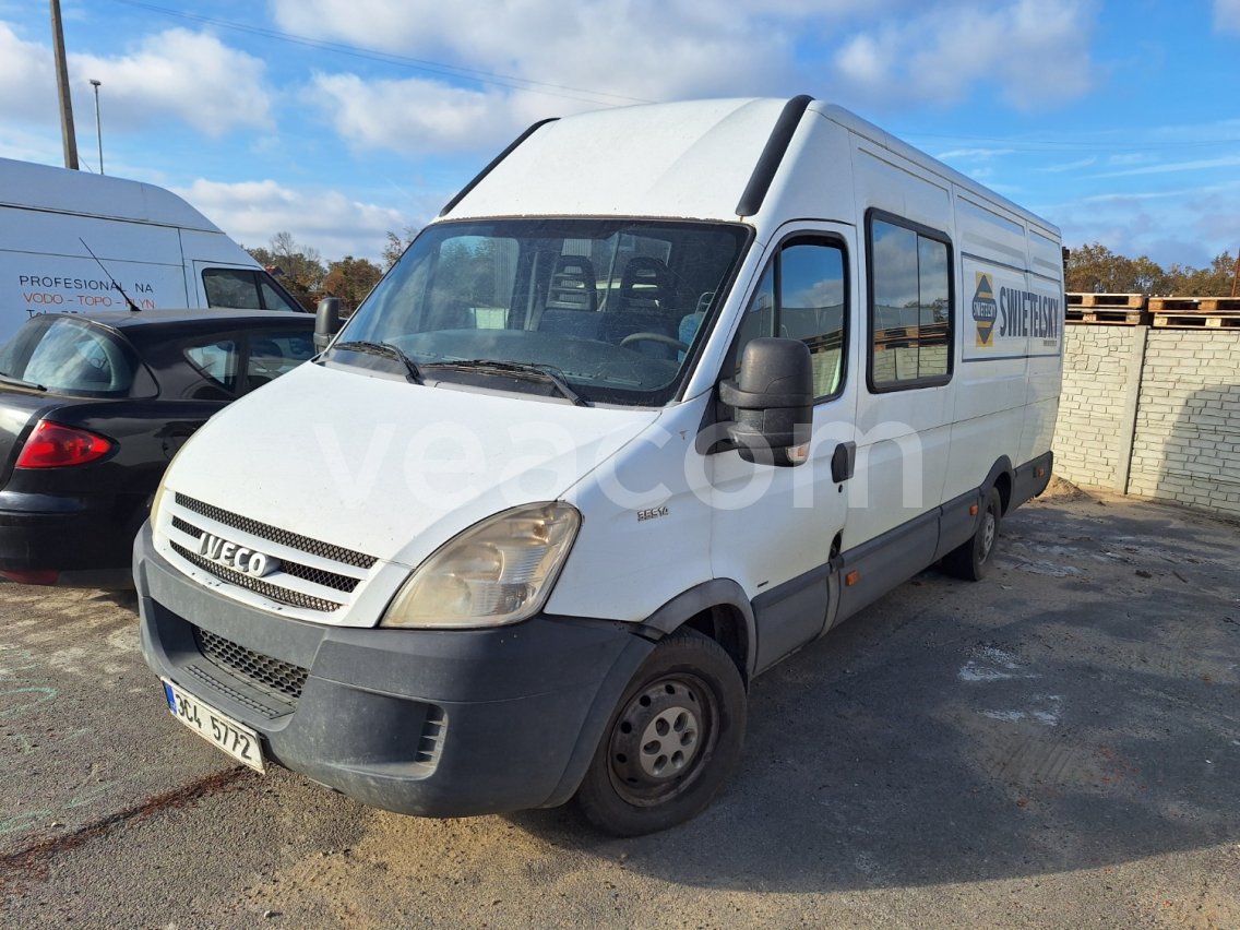 Online auction: IVECO  DAILY 35 S14 V