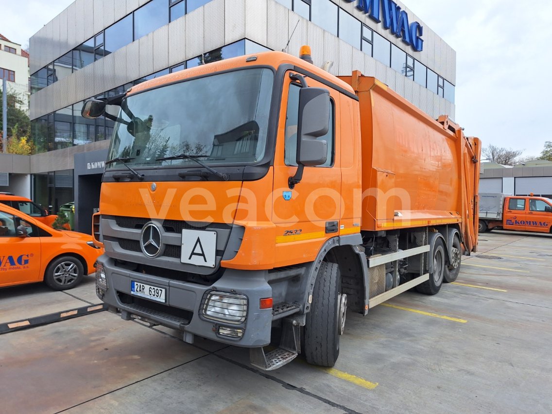 Online auction: MB  ACTROS 2532 L 6X2