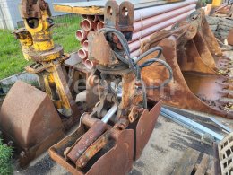 Online auction:   DRAPÁK S ROTÁTOROM K HYDRAULICKEJ RUKE