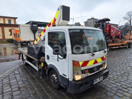 Online auction: NISSAN  CABSTAR