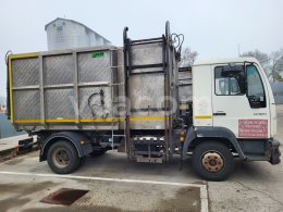 Online auction: MAN  L2000 10.185