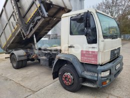 Online auction: MAN  M2000 14.225LC