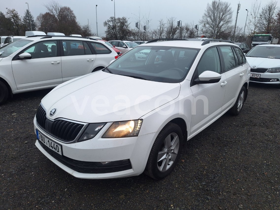 Online aukce: ŠKODA  OCTAVIA