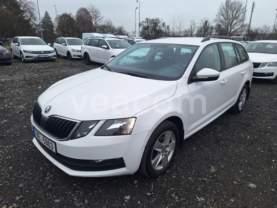 Online aukce: ŠKODA  OCTAVIA