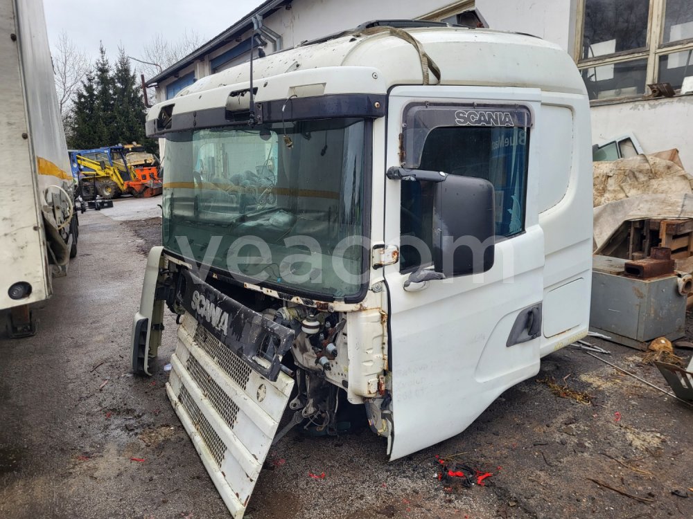 Online auction:  KABÍNA SCANIA CR19