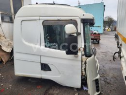 Online auction:   KABÍNA SCANIA CR19