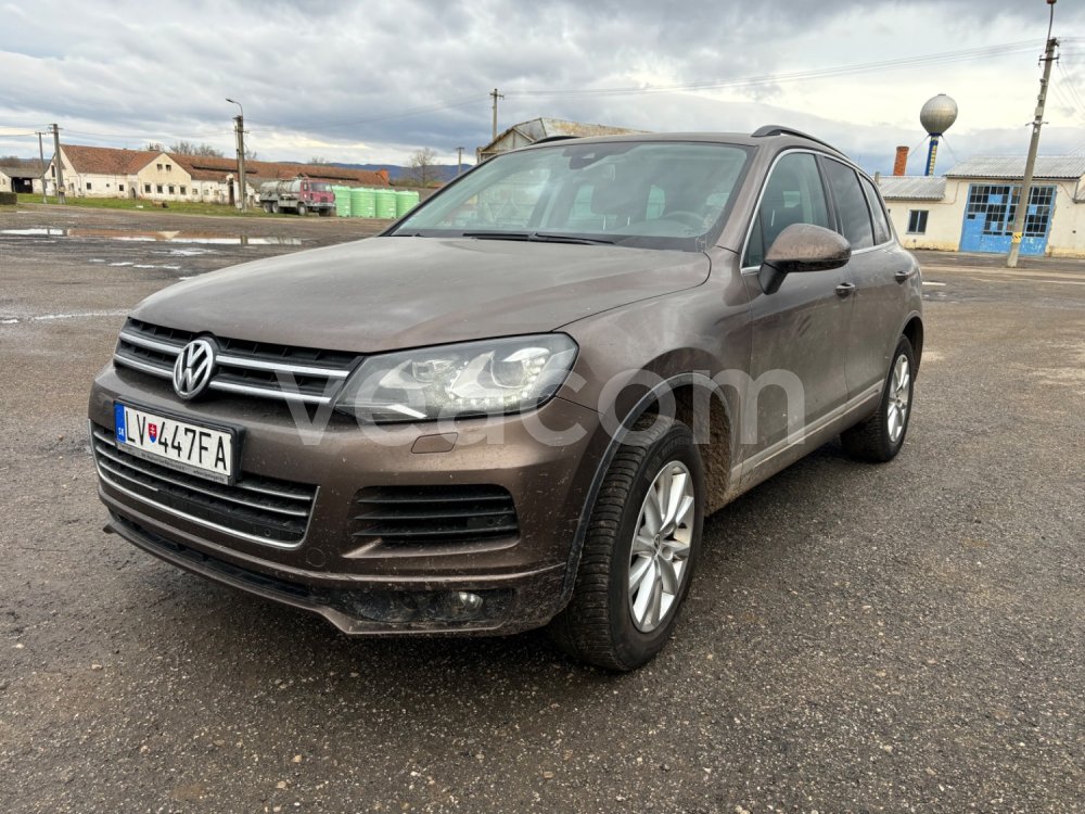 Online auction: VOLKSWAGEN  TOUAREG