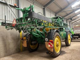 Online auction: JOHN DEERE  R4040I 4X4