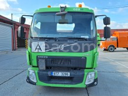 Online aukce: VOLVO  FL 240