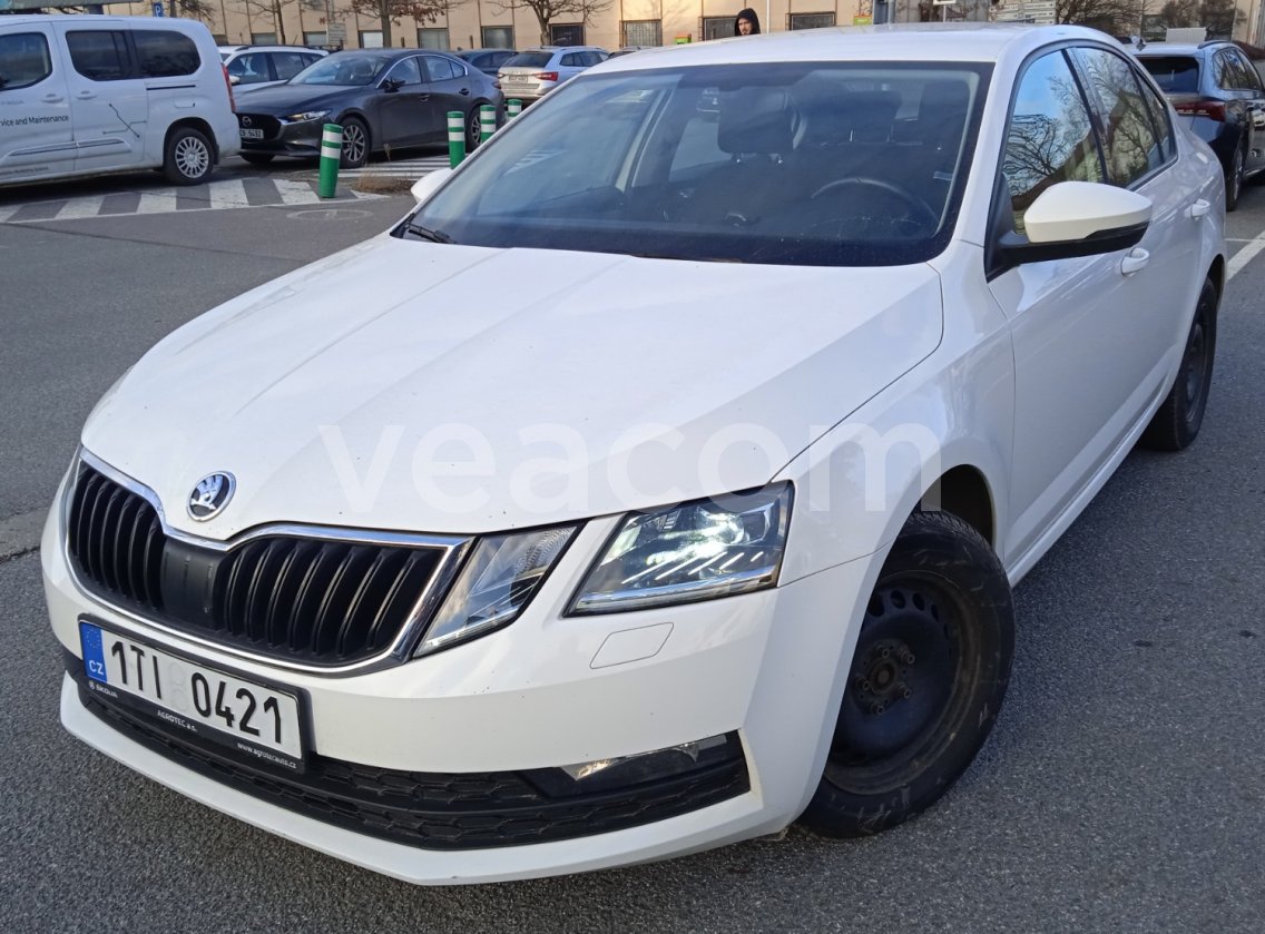 Online aukce: ŠKODA  OCTAVIA