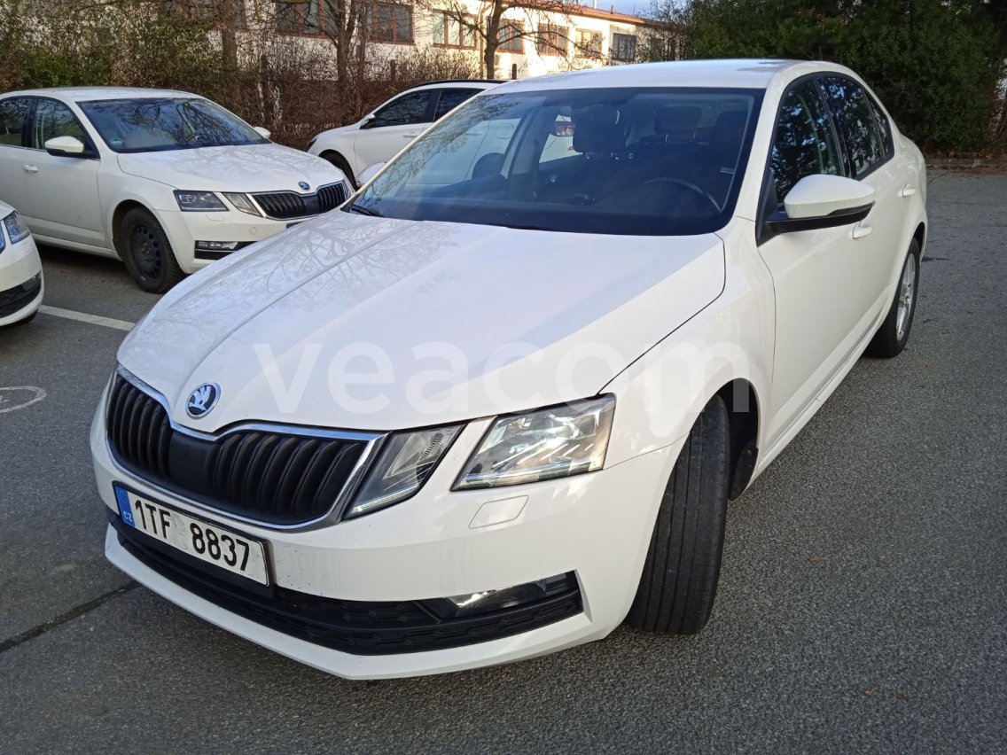 Online aukce: ŠKODA  OCTAVIA