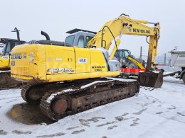 Online aukce: NEW HOLLAND  E245B