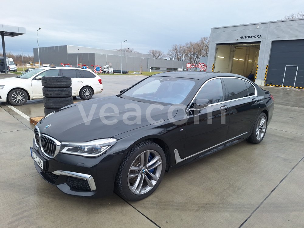 Online auction: BMW  750LI XDRIVE 4X4