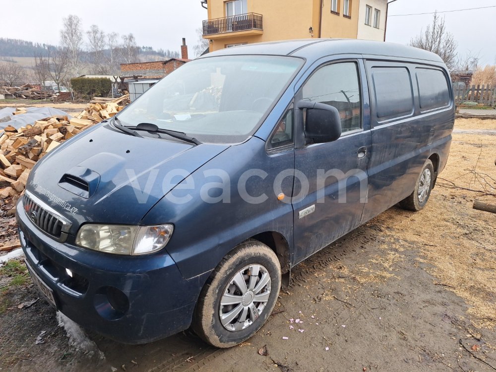 Online auction: HYUNDAI  H-1