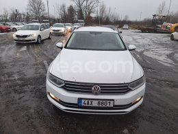 Online auction: VOLKSWAGEN  PASSAT