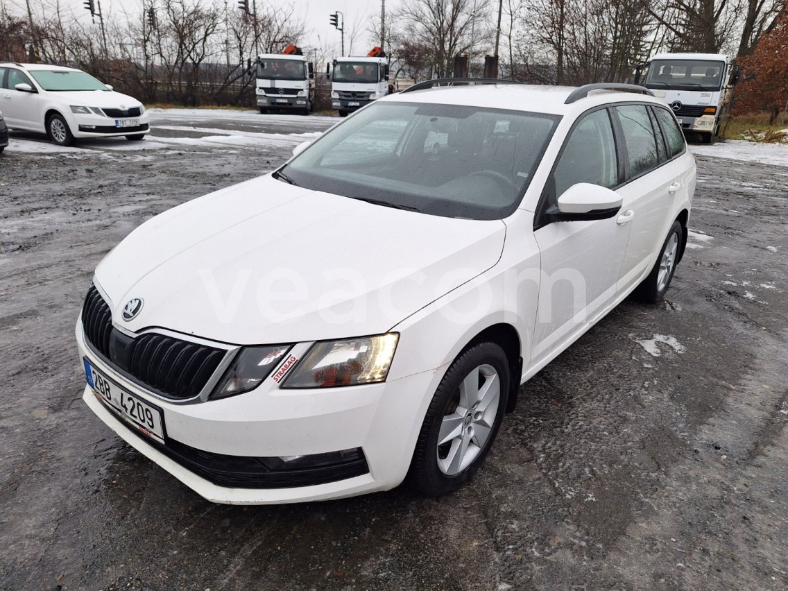 Online auction: ŠKODA  OCTAVIA