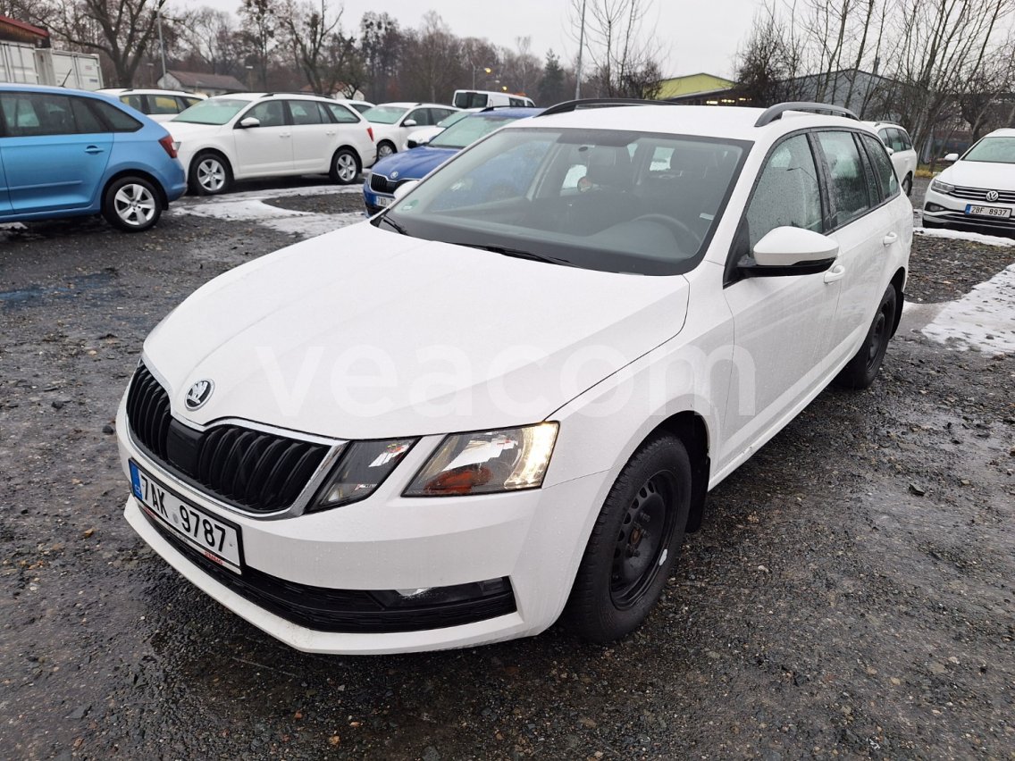 Online auction: ŠKODA  OCTAVIA