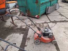 Online auction:   HUSQVARNA LC 140S