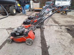 Online auction:   HUSQVARNA LC 140S