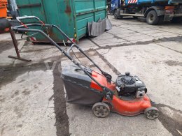 Online auction:   HUSQVARNA LC 140S