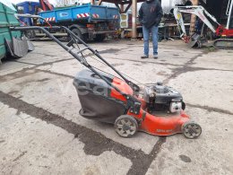 Online auction:   HUSQVARNA LC 140S