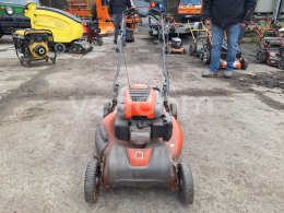 Online auction:   HUSQVARNA LC 356V