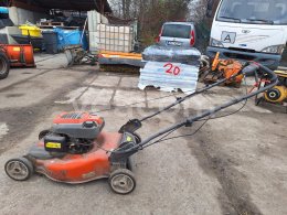 Online auction:   HUSQVARNA LC 356V