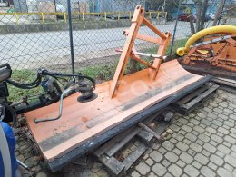 Online auction:   NESENÁ RADLICE ZA TRAKTOR BEZ NATÁČENÍ