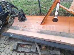 Online auction:   NESENÁ RADLICE ZA TRAKTOR BEZ NATÁČENÍ