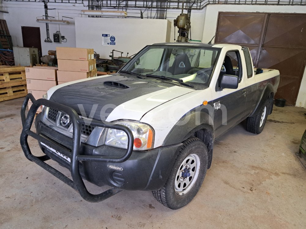 Online auction: NISSAN  KING CAB 2,5TDI PICK-UP 4X4