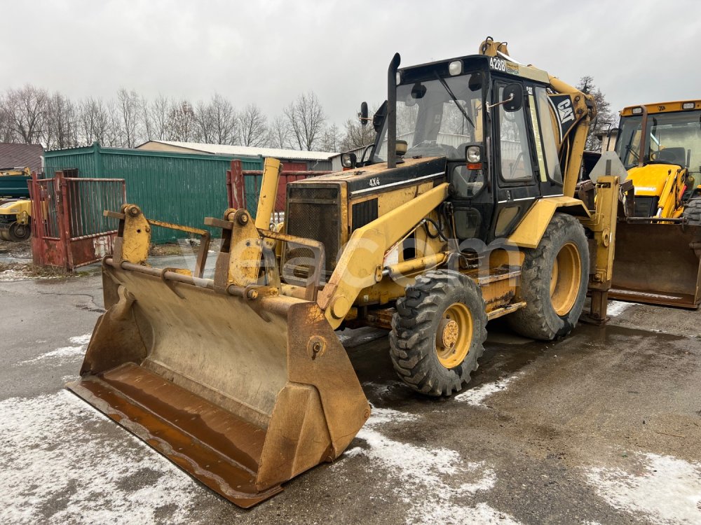 Online aukce: CATERPILLAR  428B 4X4