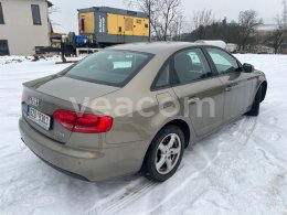 Online auction: AUDI  A4