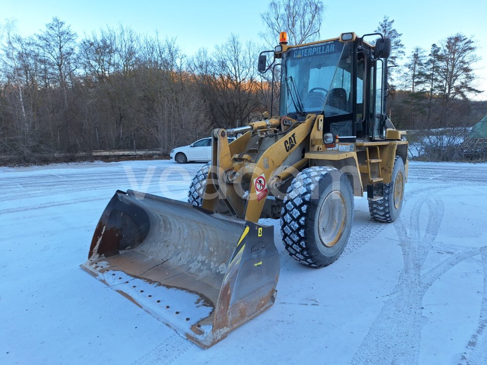 Online auction: CAT  914 G