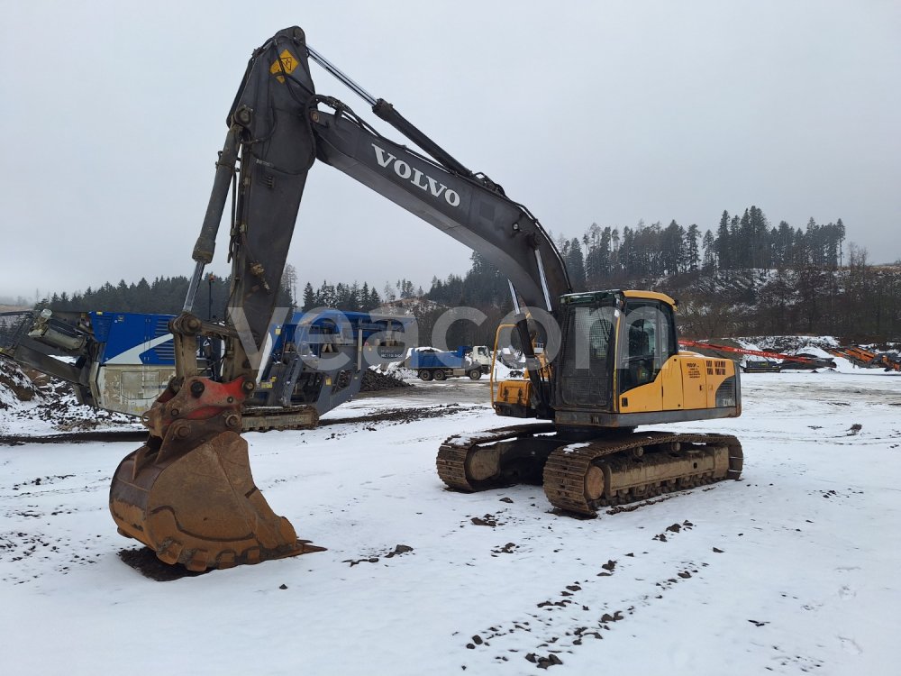 Online árverés: VOLVO  EC 210 C NL