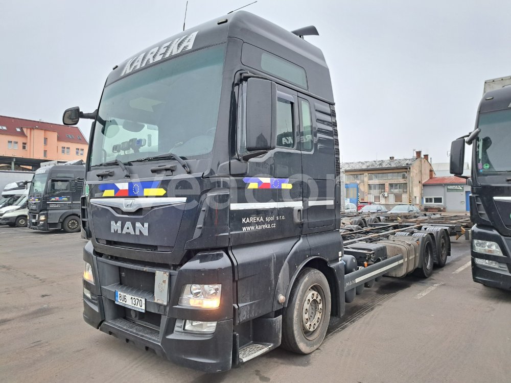 Online aukce: MAN  TGX + KRONE BOX CARRIER