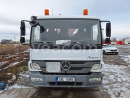 Online auction: MB  ATEGO 1222 + HR